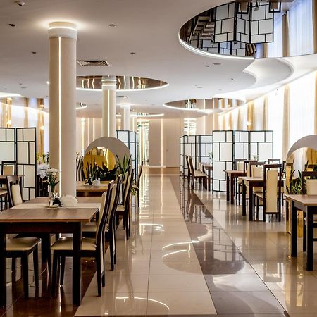 Trzy Korony Hotel Glogow Malopolski Ngoại thất bức ảnh