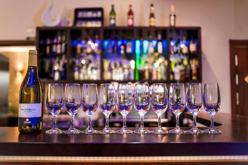 Trzy Korony Hotel Glogow Malopolski Ngoại thất bức ảnh