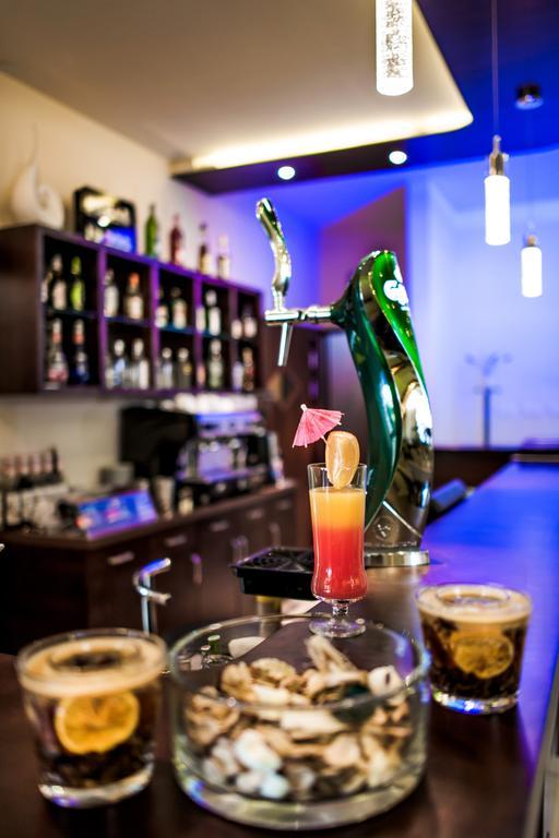Trzy Korony Hotel Glogow Malopolski Ngoại thất bức ảnh