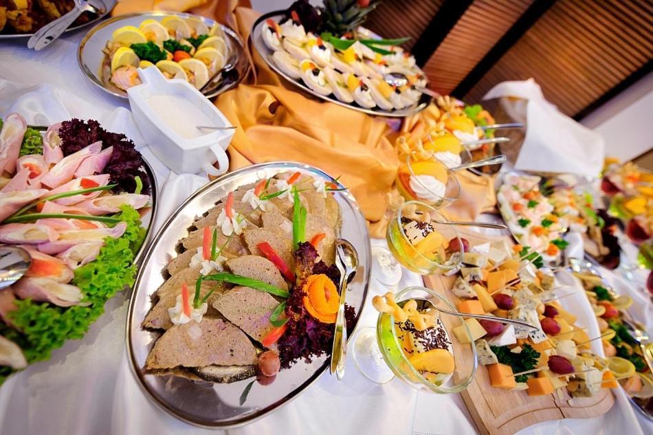 Trzy Korony Hotel Glogow Malopolski Ngoại thất bức ảnh